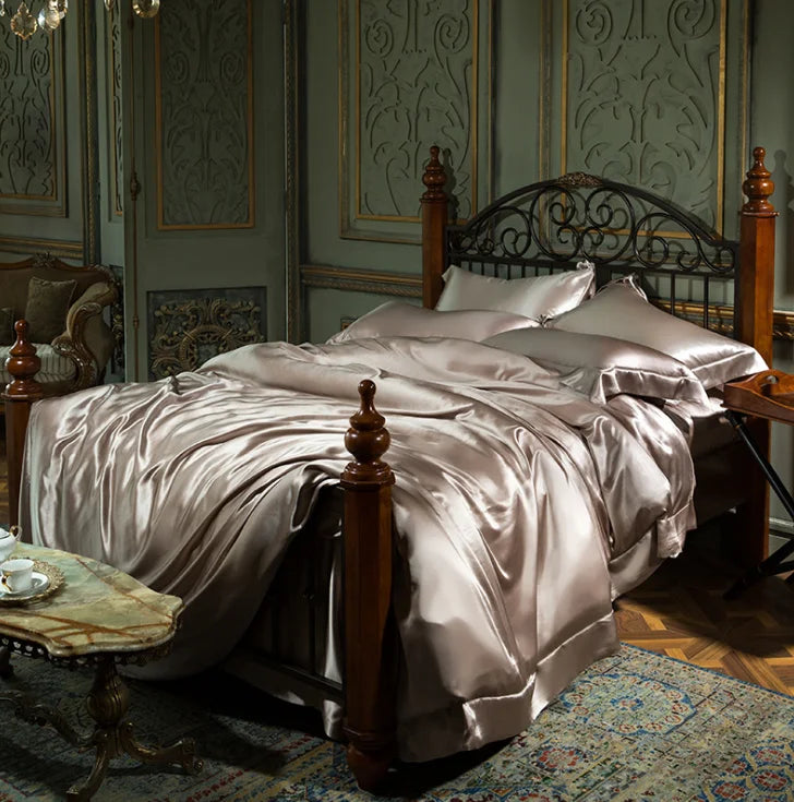 Kelzarro™ OEKO-TEX Certified 100% Silk Bedding Set – Premium Charmeuse Sheets